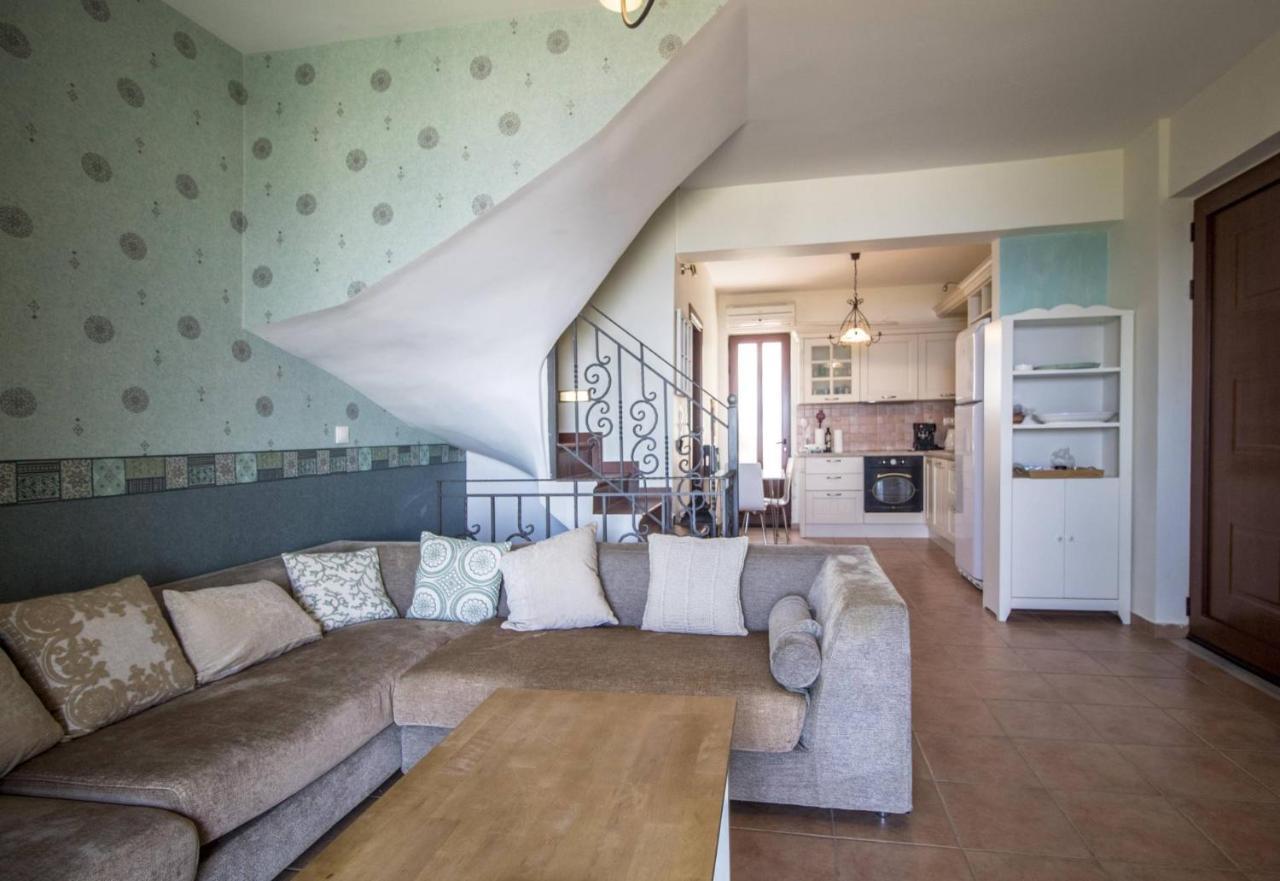 Malvazios Villas #4 기티오 외부 사진